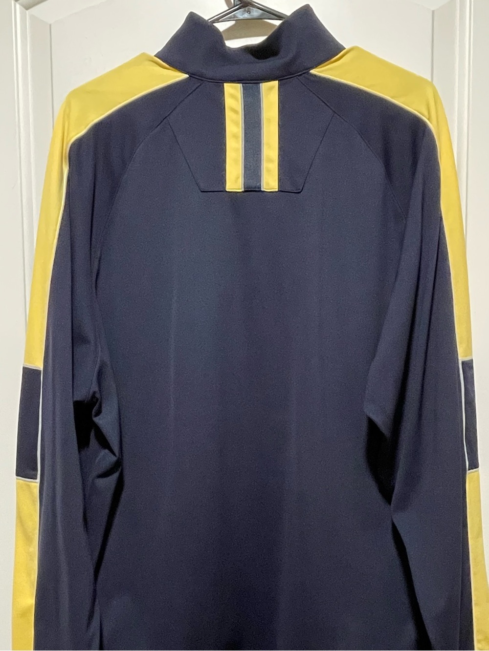 Cutter & Buck Dry Tec Sz XL Navy Yellow Lightweight Wicking Quarter Zip Jacket - Picture 4 of 8